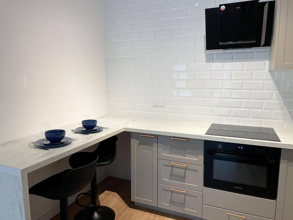 Komfortowe Apartamenty Z Garazem Na Milionowej Лодз Екстериор снимка