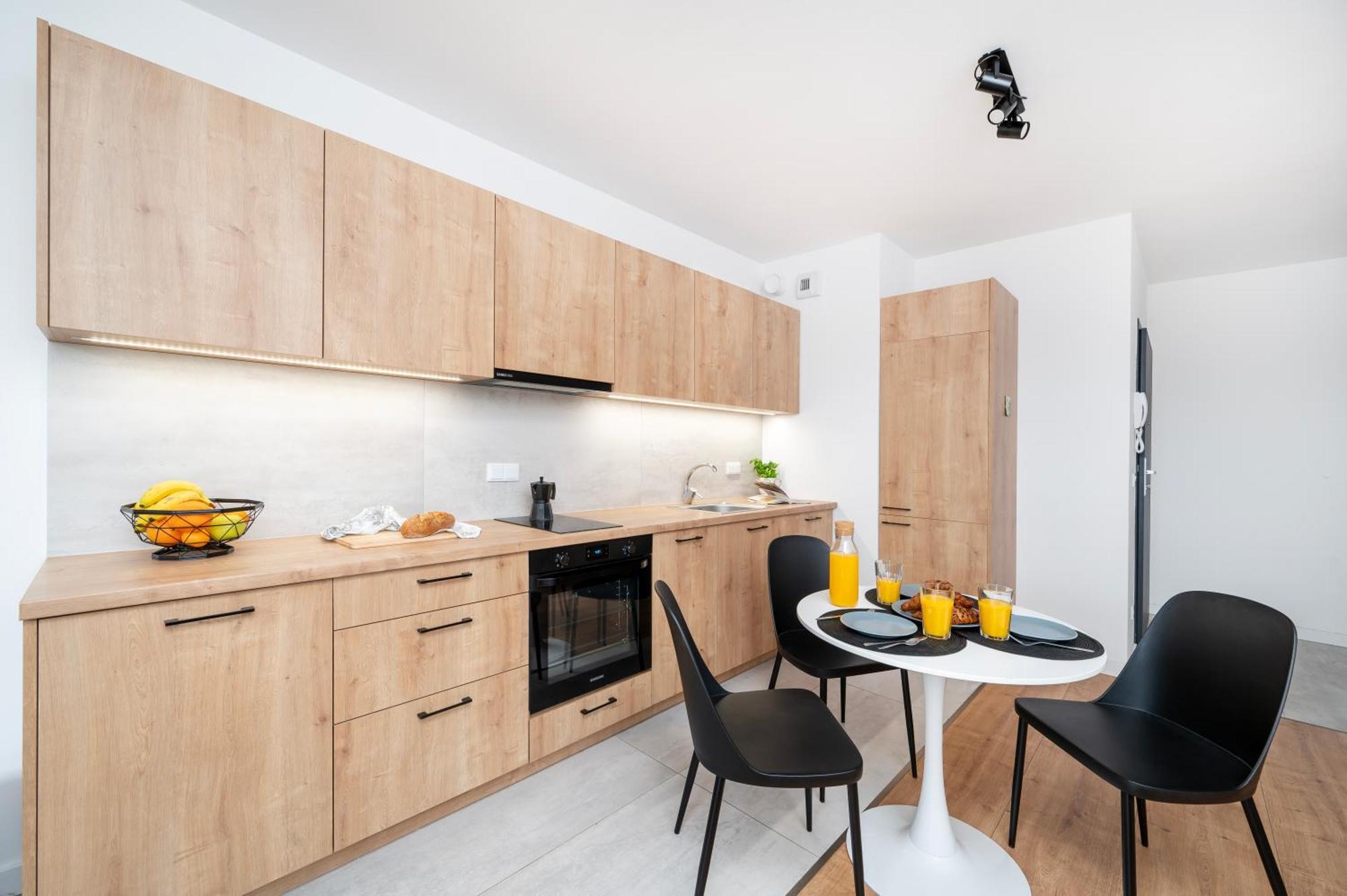 Komfortowe Apartamenty Z Garazem Na Milionowej Лодз Екстериор снимка